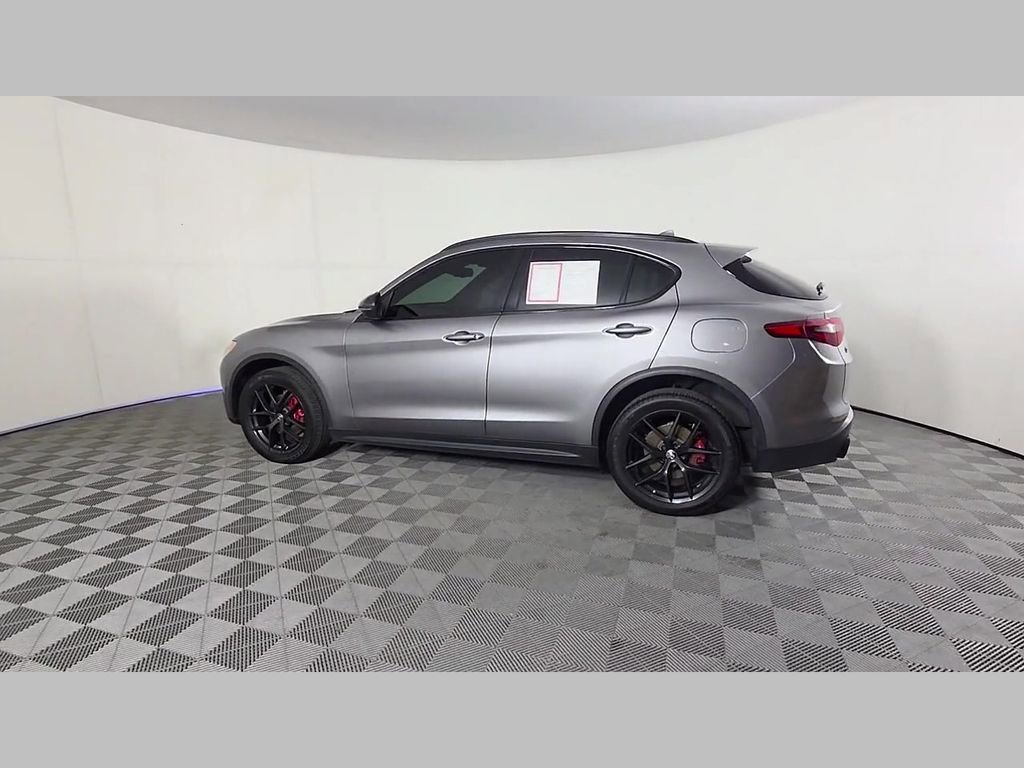 Used 2019 Alfa Romeo Stelvio Ti Sport w/ Quick Order Package 22S Sport AWD/4WD image 47