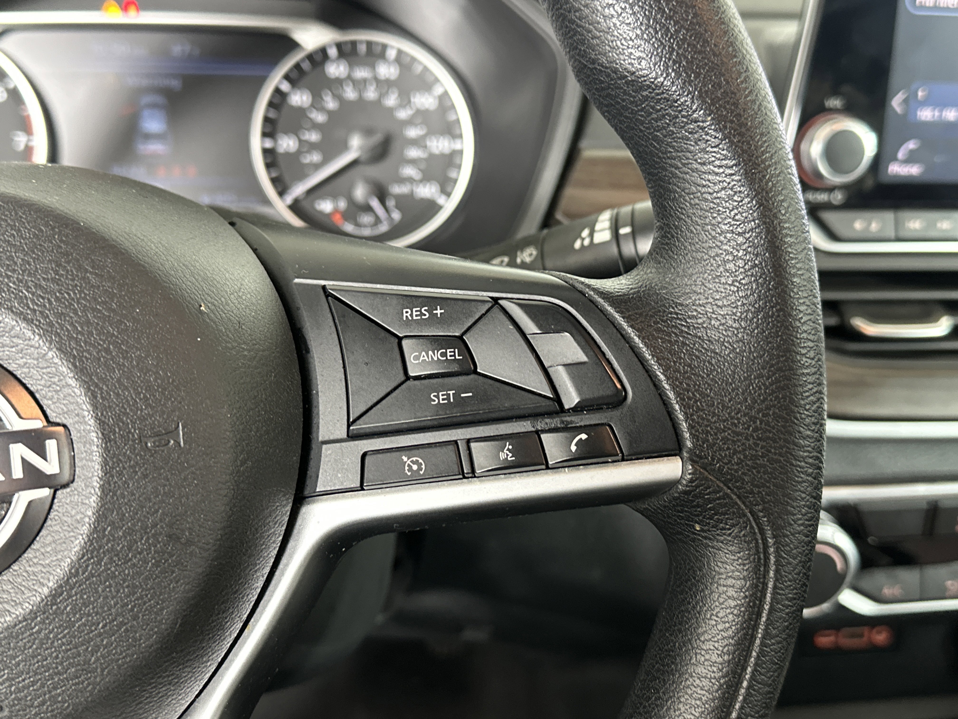 Used 2024 Nissan Altima 2.5 SV image 27