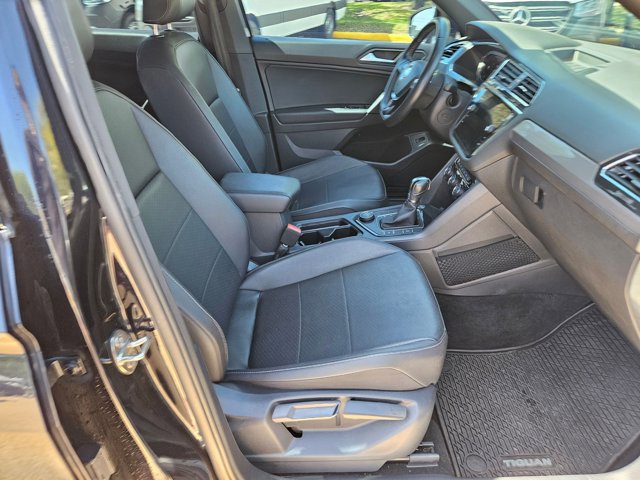 Used 2019 Volkswagen Tiguan S image 17