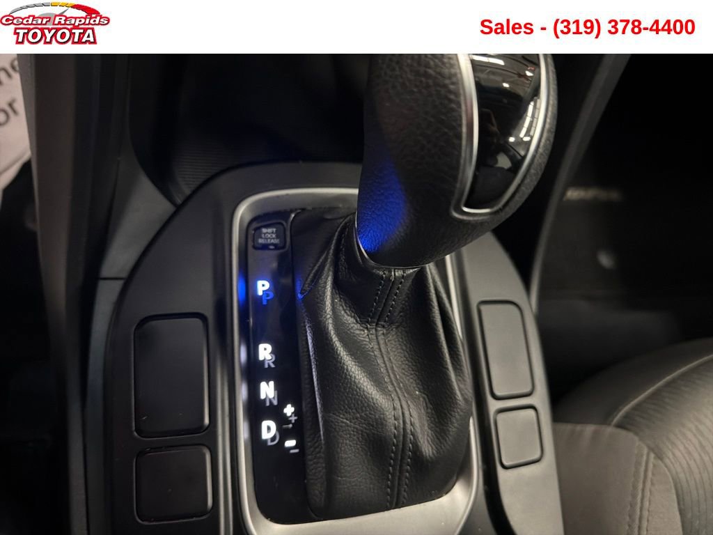 Used 2017 Hyundai Santa Fe Sport image 23