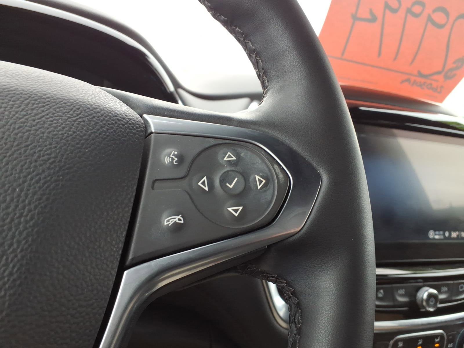 Certified 2023 Chevrolet Traverse RS w/ LPO, Floor Liner Package image 21