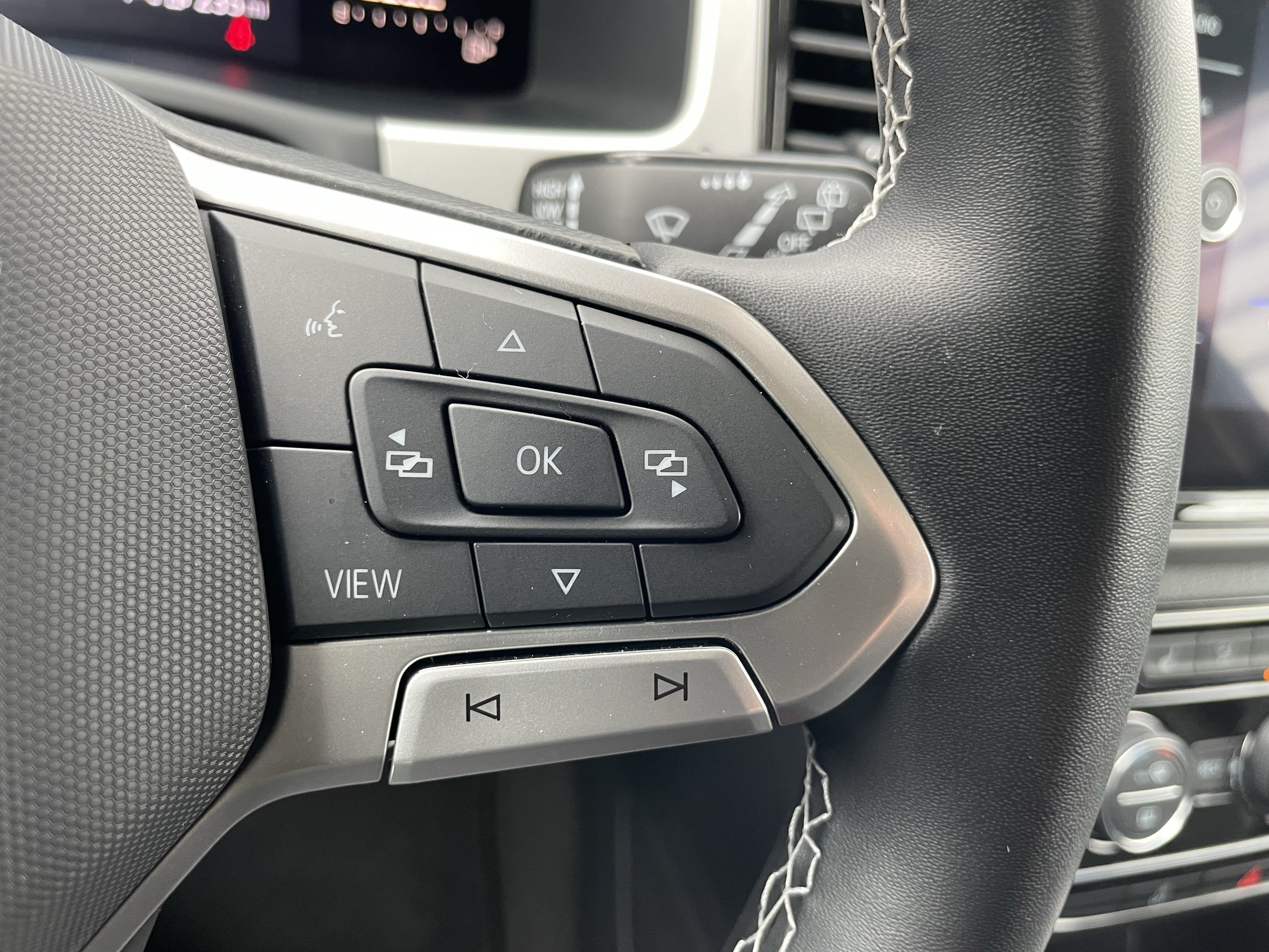 Used 2022 Volkswagen Atlas SE AWD/4WD image 22