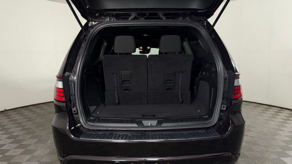 Used 2024 Dodge Durango SXT w/ SXT Blacktop Group AWD/4WD image 11