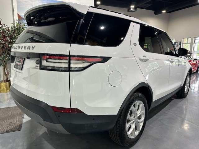 Used 2019 Land Rover Discovery SE AWD/4WD image 33
