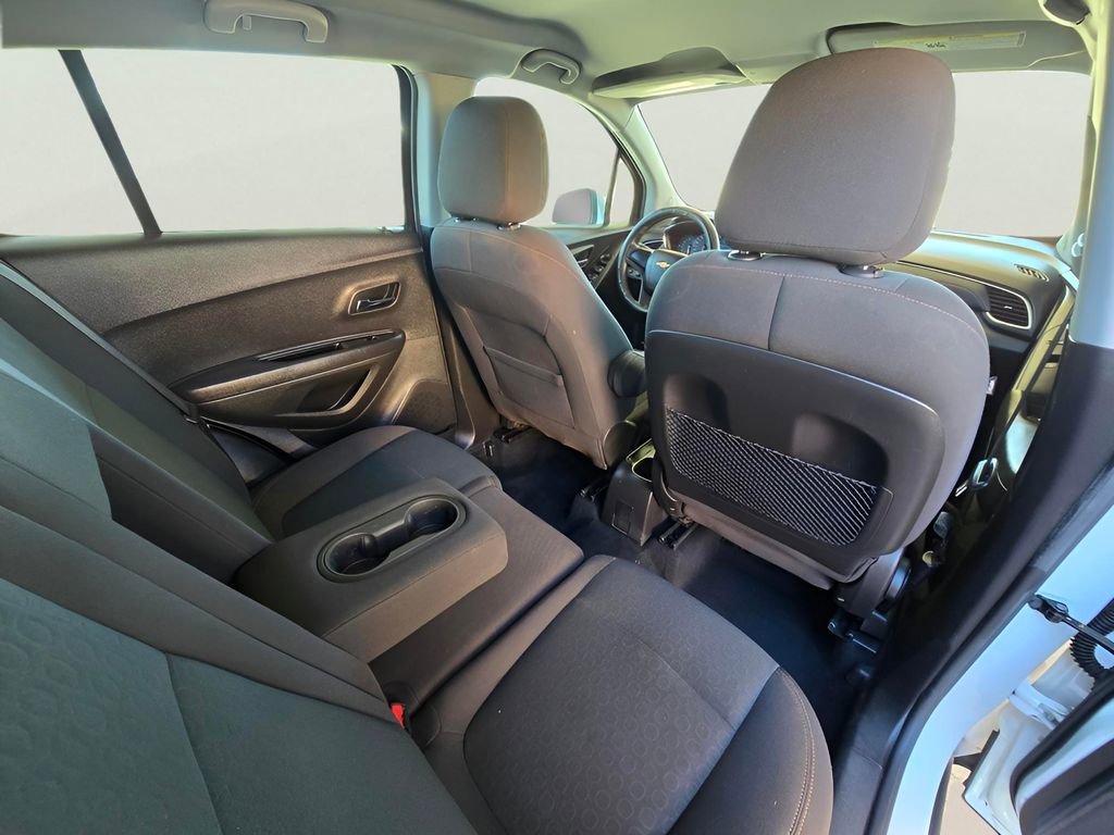 Used 2020 Chevrolet Trax LS image 11