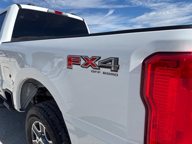 Used 2025 Ford F250 XLT w/ FX4 Off-Road Package AWD/4WD image 12
