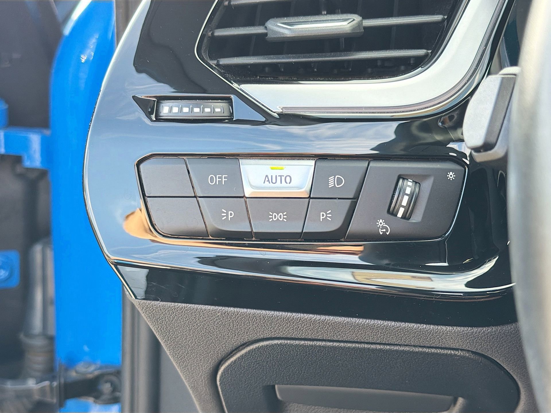 Used 2020 BMW Z4 sDrive30i w/ Premium Package image 33