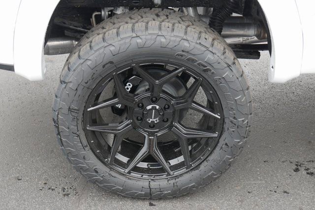 New 2025 Ford F150 XLT w/ Equipment Group 303A High image 15