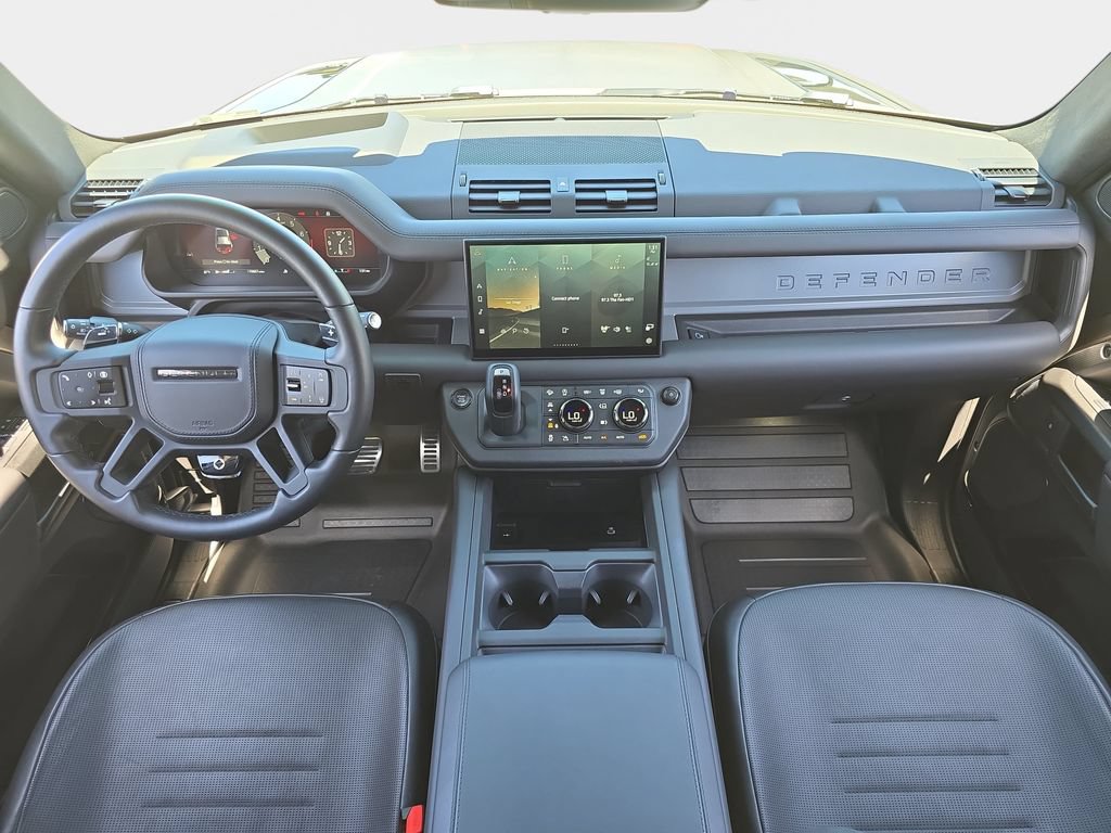 Certified 2025 Land Rover Defender 110 AWD/4WD image 9