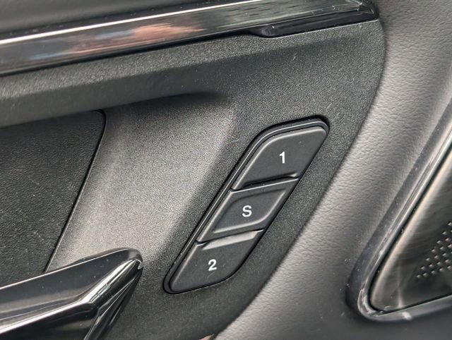 Used 2022 RAM 1500 Limited image 10