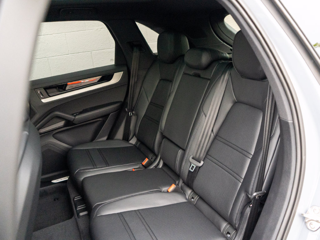 New 2026 Porsche Cayenne S AWD/4WD image 18