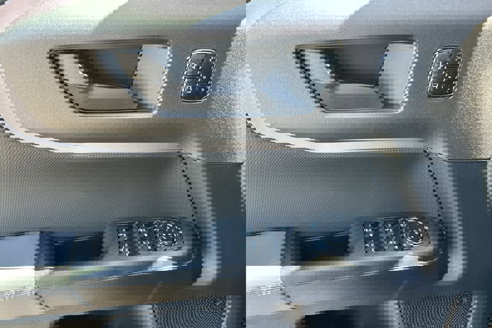 New 2025 Ford Bronco Sport Badlands image 13