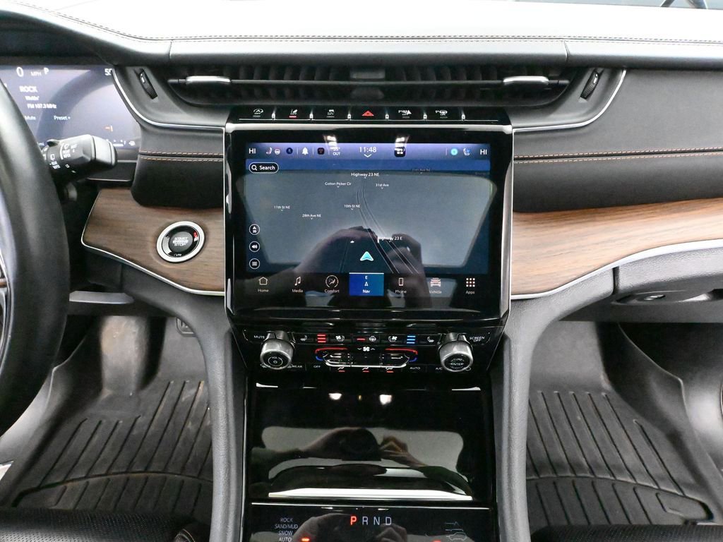 Used 2021 Jeep Grand Cherokee L Summit w/ Luxury Tech Group V image 35