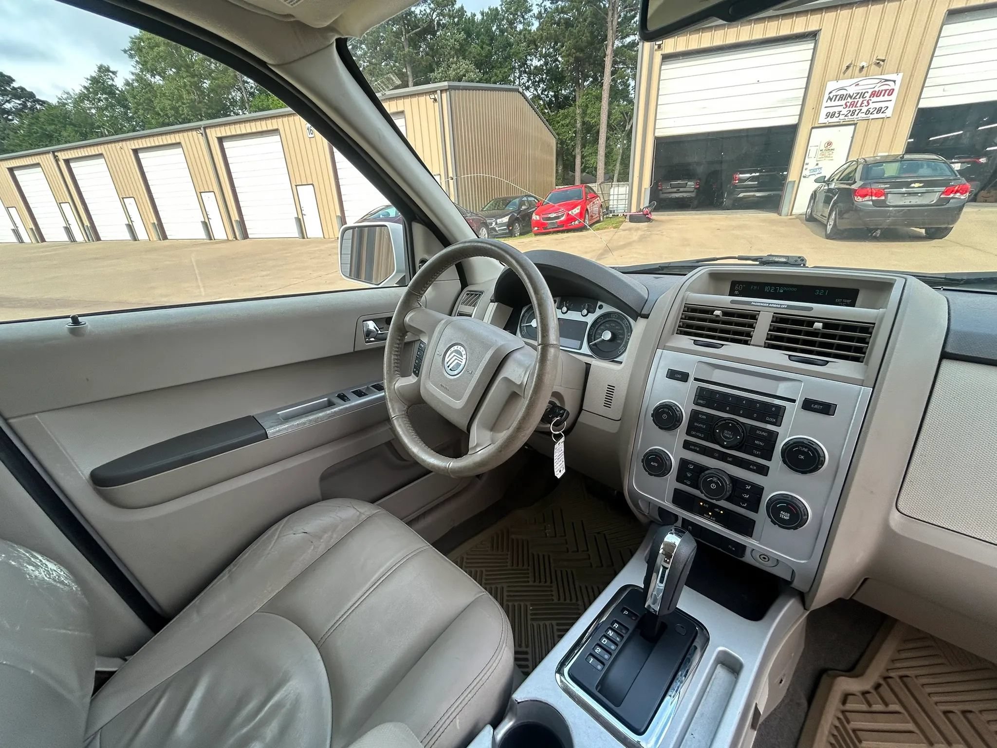 Used 2008 Mercury Mariner Premier FWD image 10