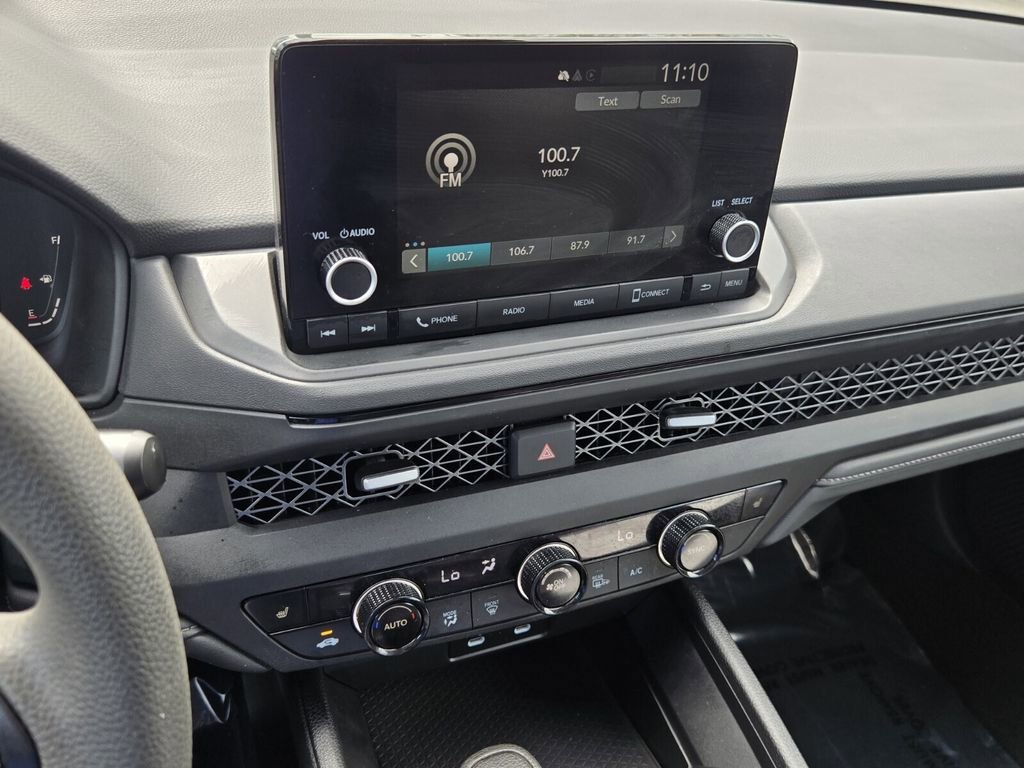Certified 2025 Honda Accord SE image 21