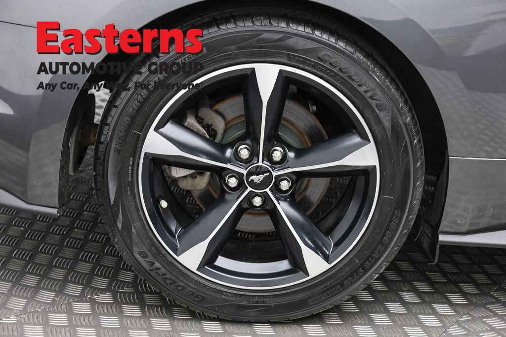 Used 2019 Ford Mustang Coupe RWD image 27