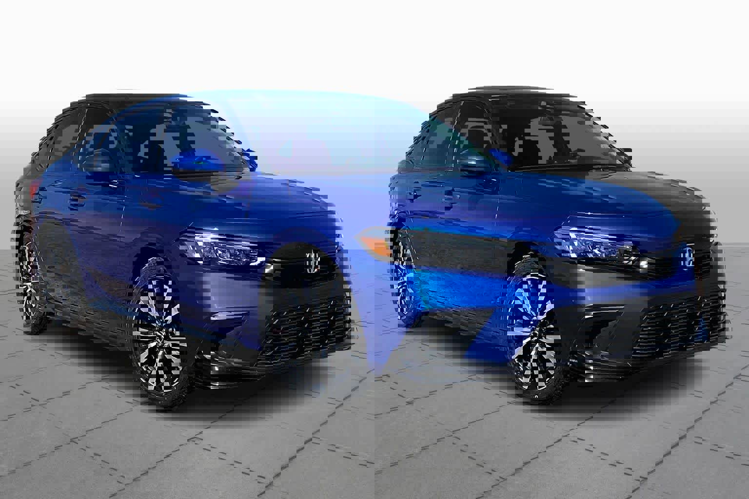 Used 2023 Honda Civic EX image 3