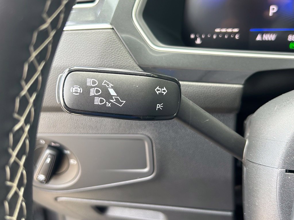 Certified 2024 Volkswagen Tiguan S FWD image 23