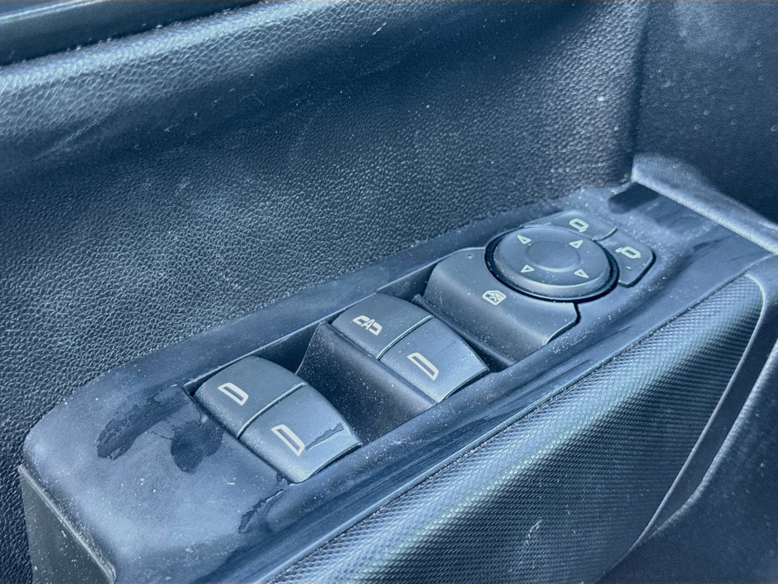 Used 2022 Chevrolet Silverado 1500 Custom AWD/4WD image 17