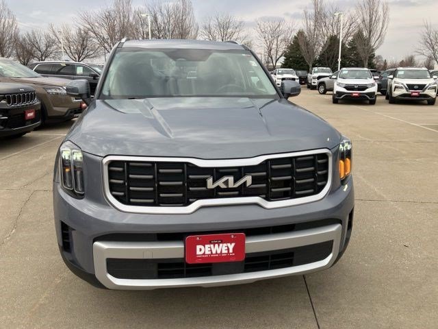 Used 2025 Kia Telluride S image 2