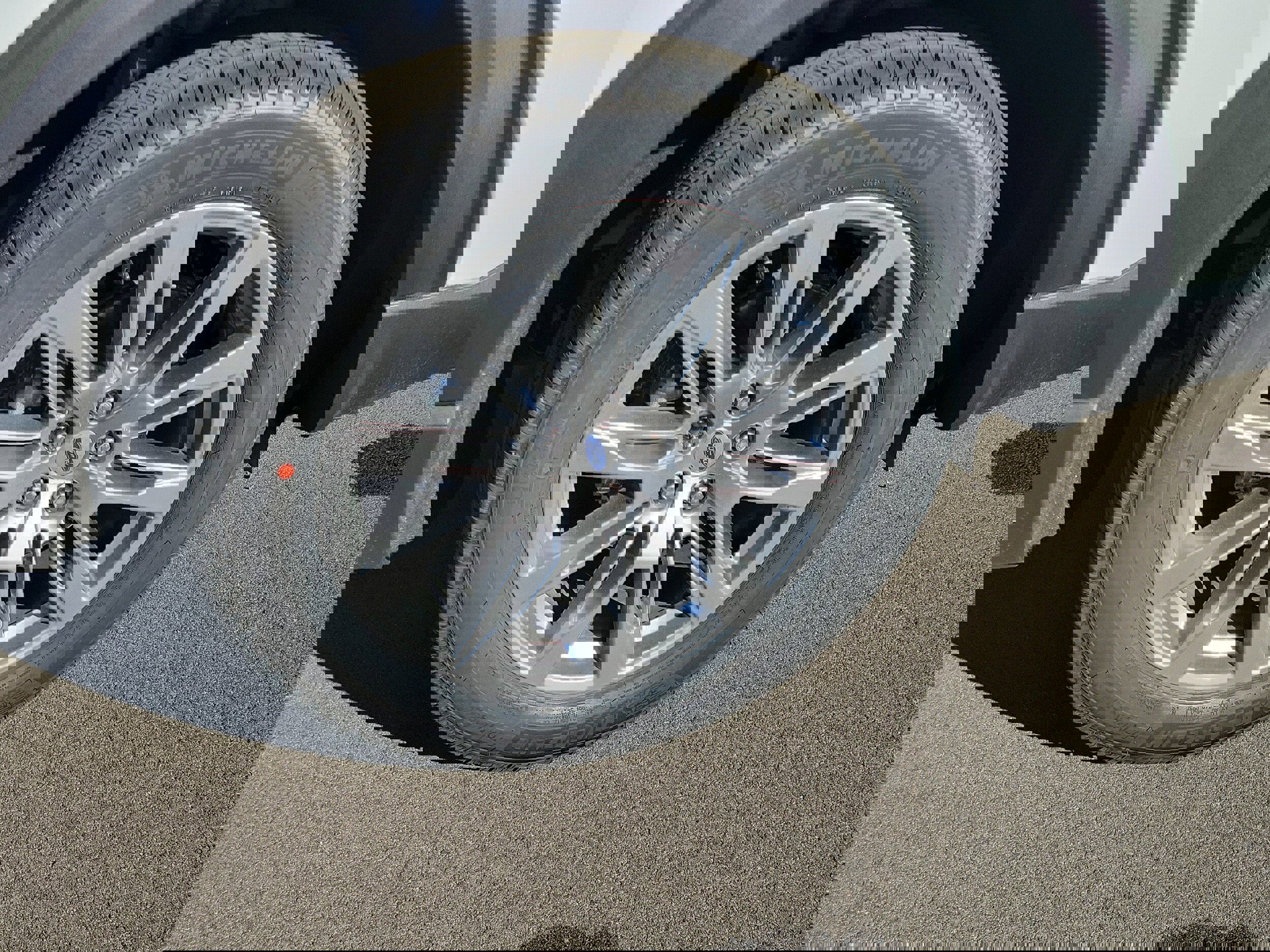 New 2026 Ford Explorer Active w/ Active Comfort Package image 5