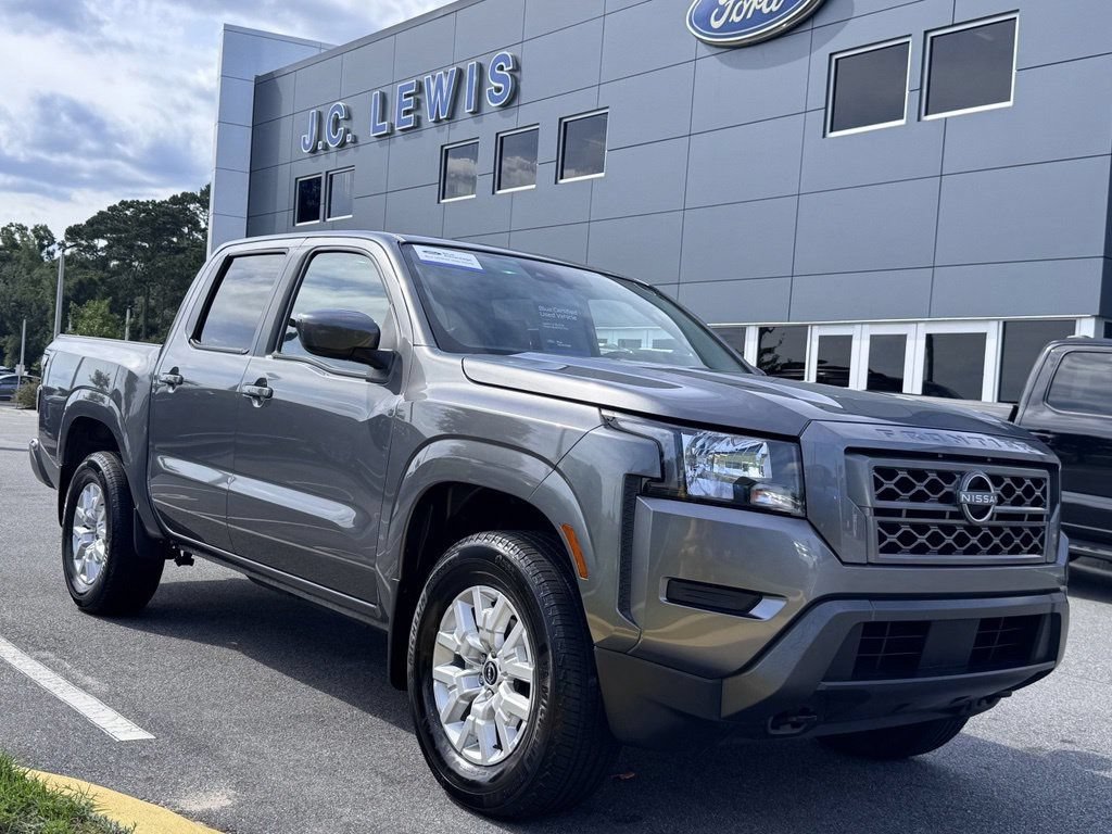 Used 2023 Nissan Frontier SV w/ Tow Package AWD/4WD image 1