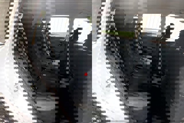 Used 2023 Nissan Rogue S image 27