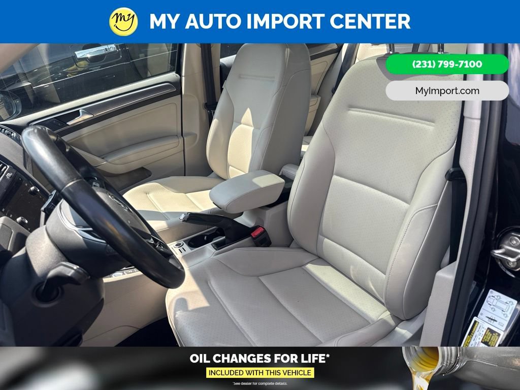 Used 2019 Volkswagen Golf Alltrack SE AWD/4WD image 7