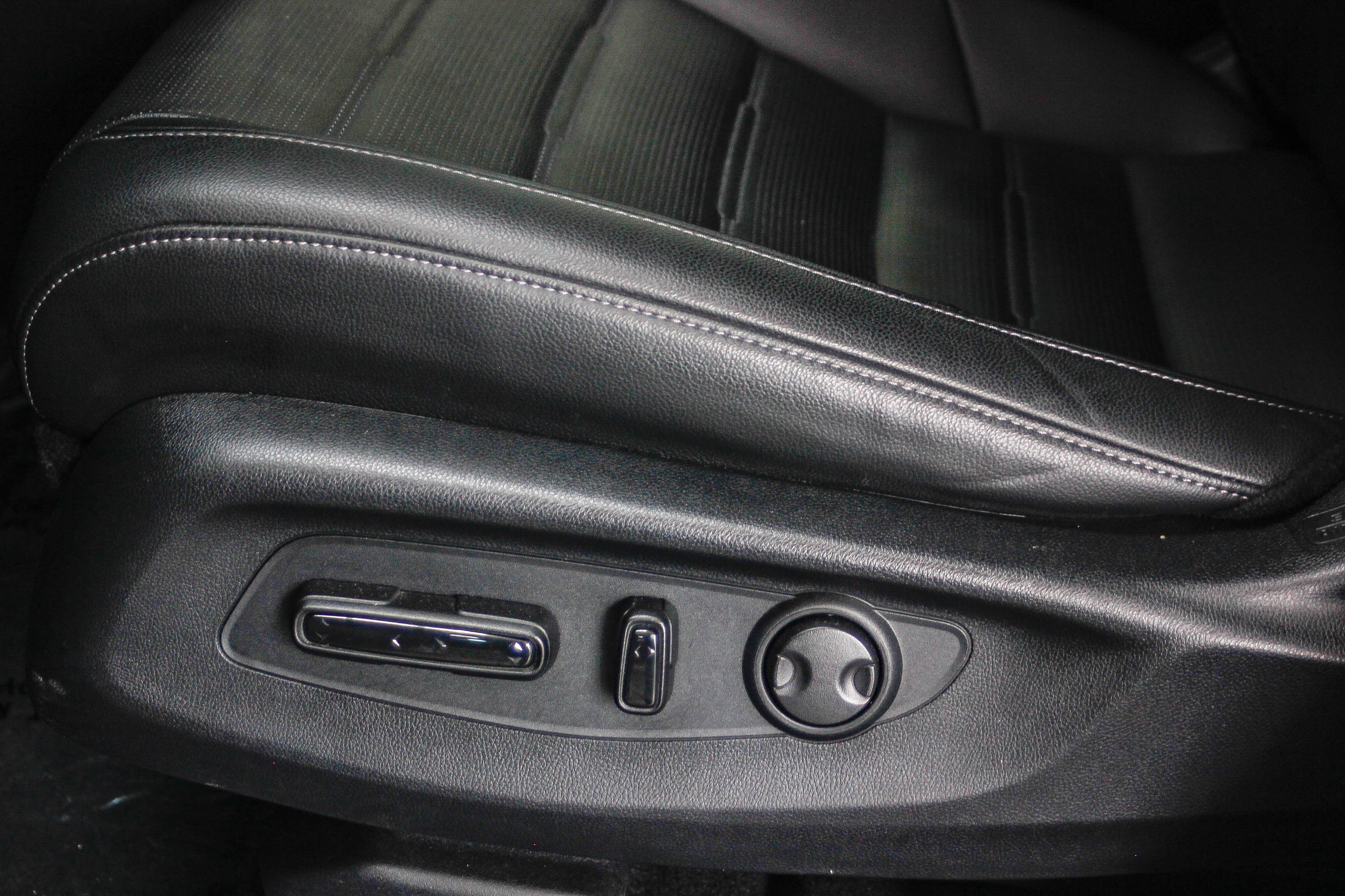 Used 2025 Honda CR-V EX-L image 22