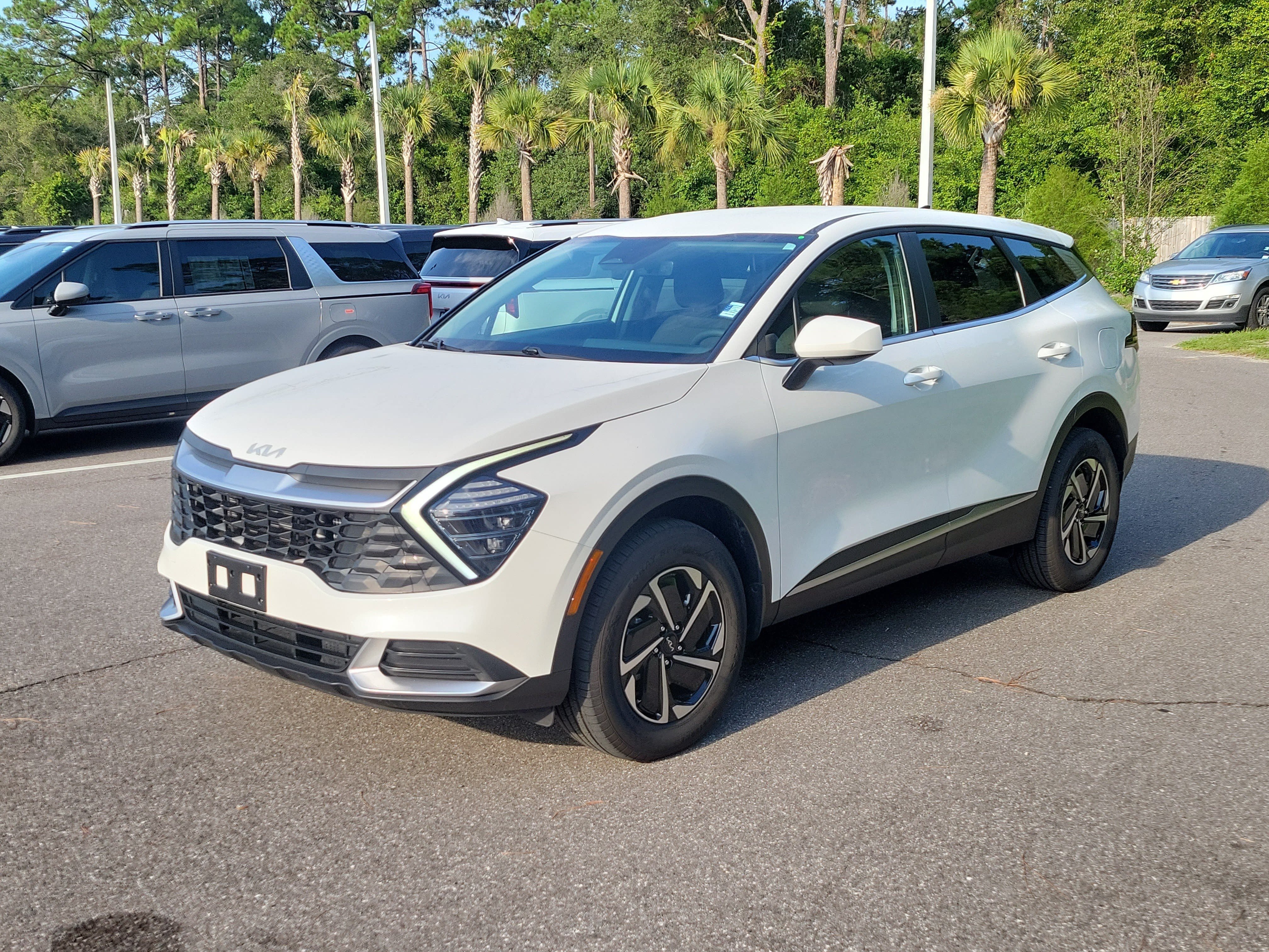 Certified 2024 Kia Sportage LX AWD/4WD image 3