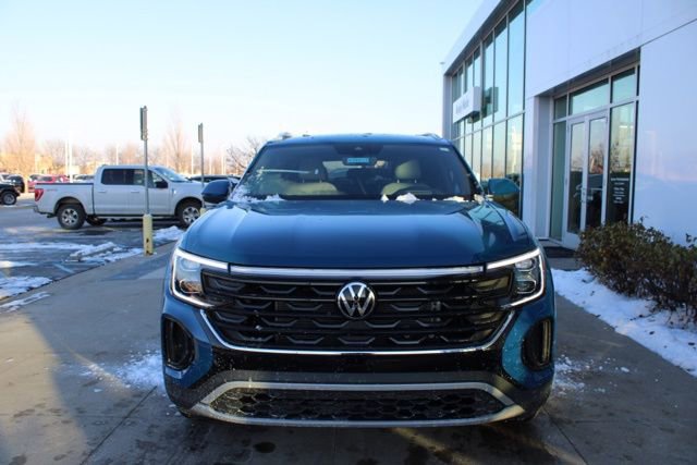 New 2026 Volkswagen Atlas Cross Sport SEL image 2