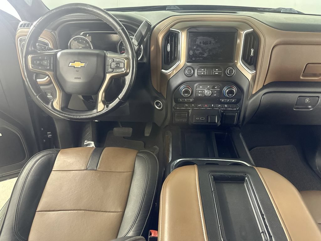 Used 2019 Chevrolet Silverado 1500 High Country w/ Z71 Off-Road Package AWD/4WD image 18