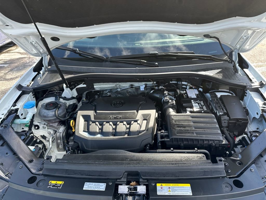 Used 2024 Volkswagen Tiguan Wolfsburg Edition image 27