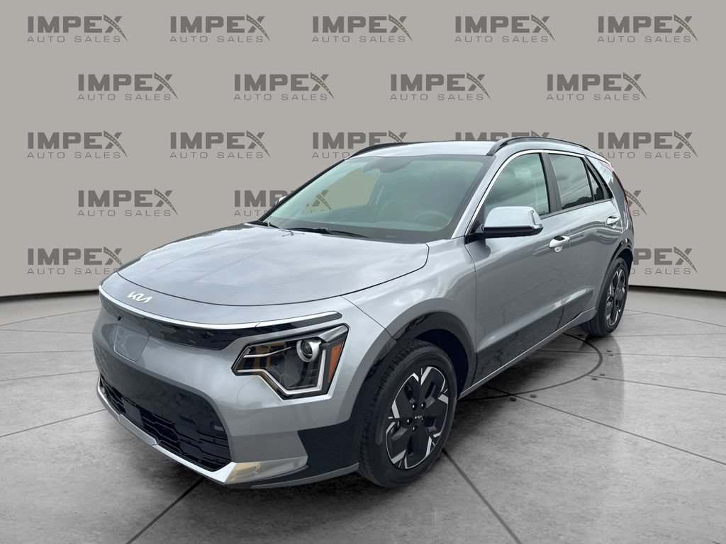 Used 2025 Kia Niro Wind w/ Wind Preserve Package FWD image 1