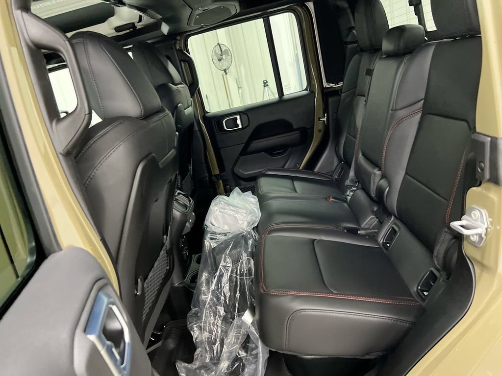 New 2026 Jeep Gladiator Rubicon AWD/4WD image 22