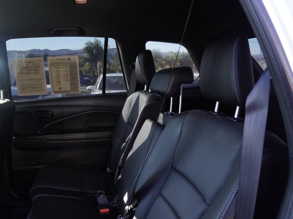 Used 2023 Honda Passport EX-L image 17