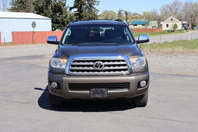 Used 2014 Toyota Sequoia Limited image 2