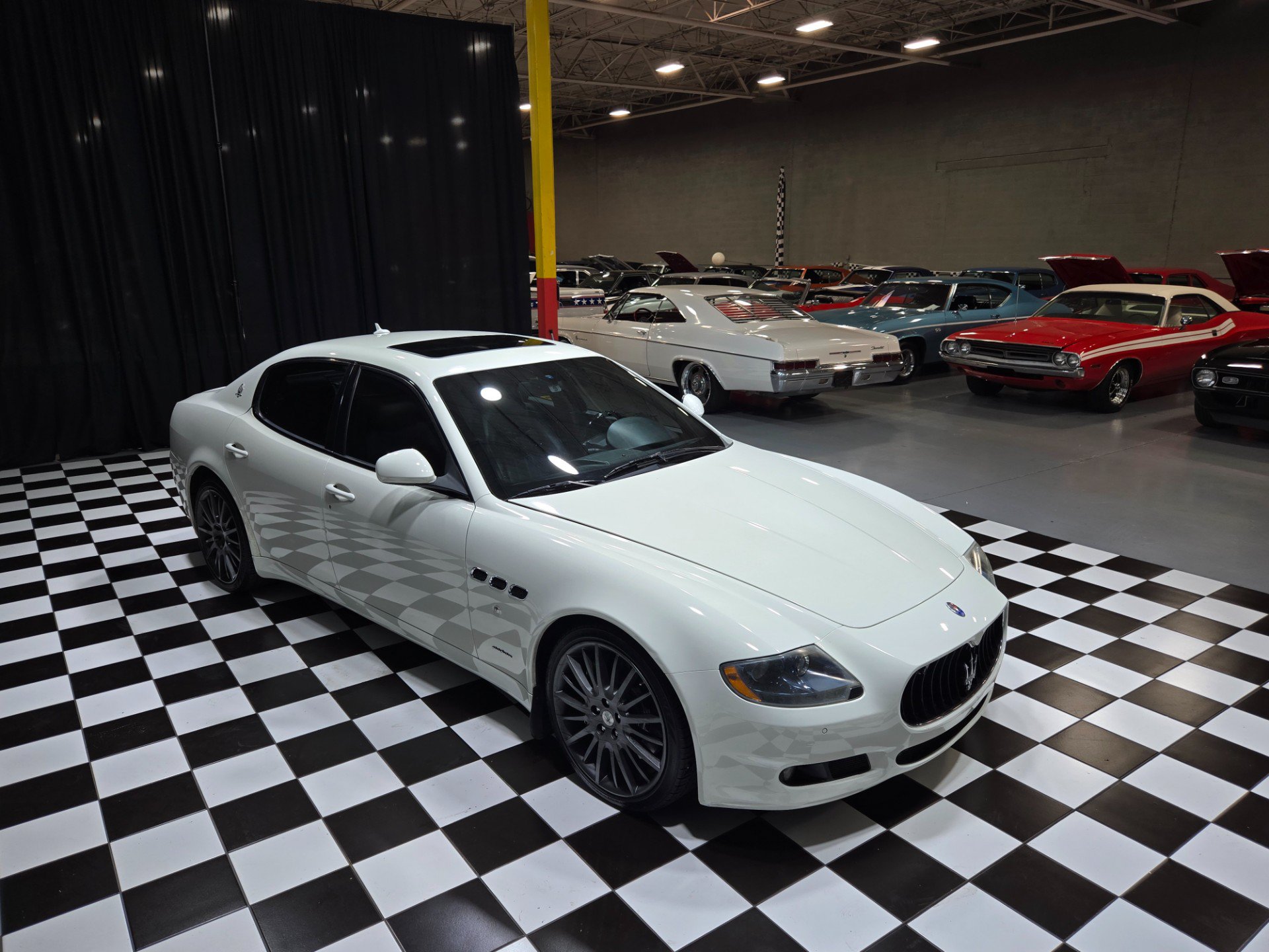 Used 2012 Maserati Quattroporte S RWD image 42