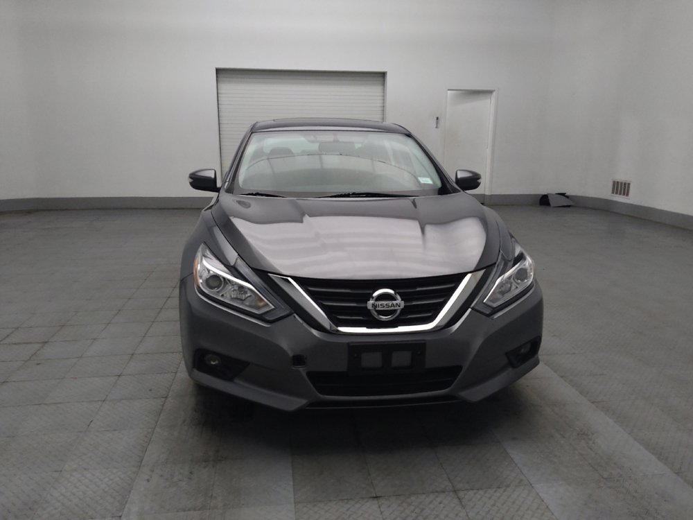 Used 2016 Nissan Altima 2.5 SL w/ Moonroof Package FWD image 14