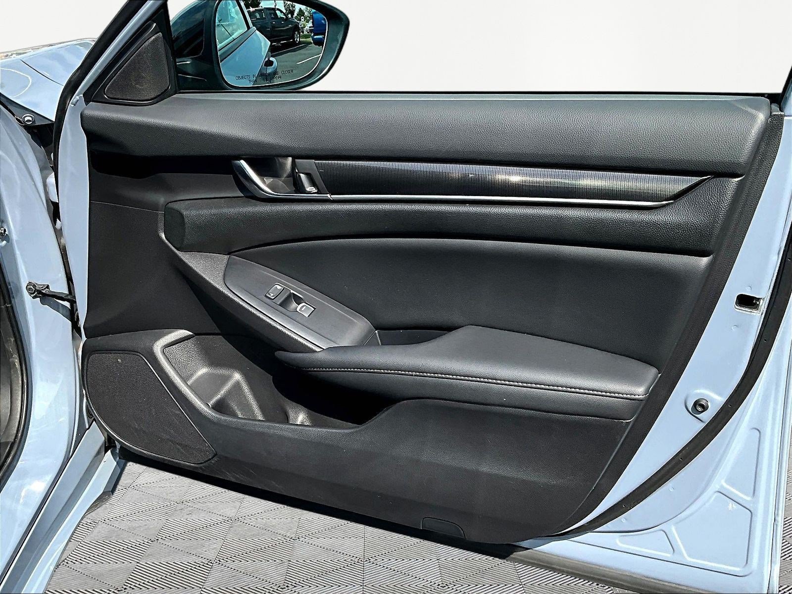 Used 2022 Honda Accord Sport image 28