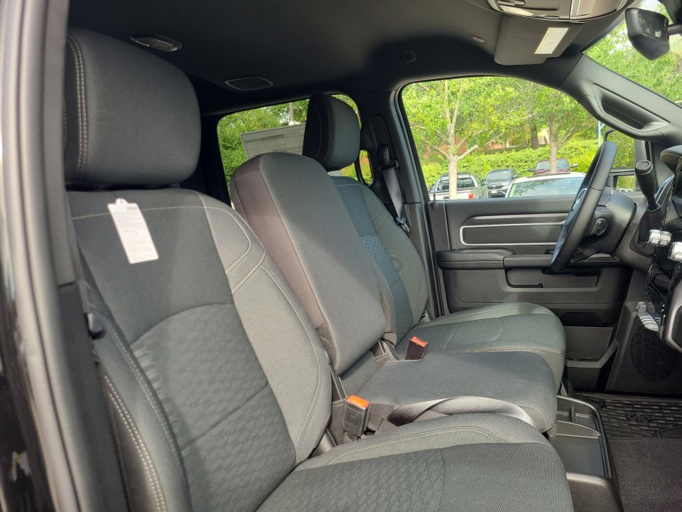 New 2025 RAM 2500 Big Horn image 28