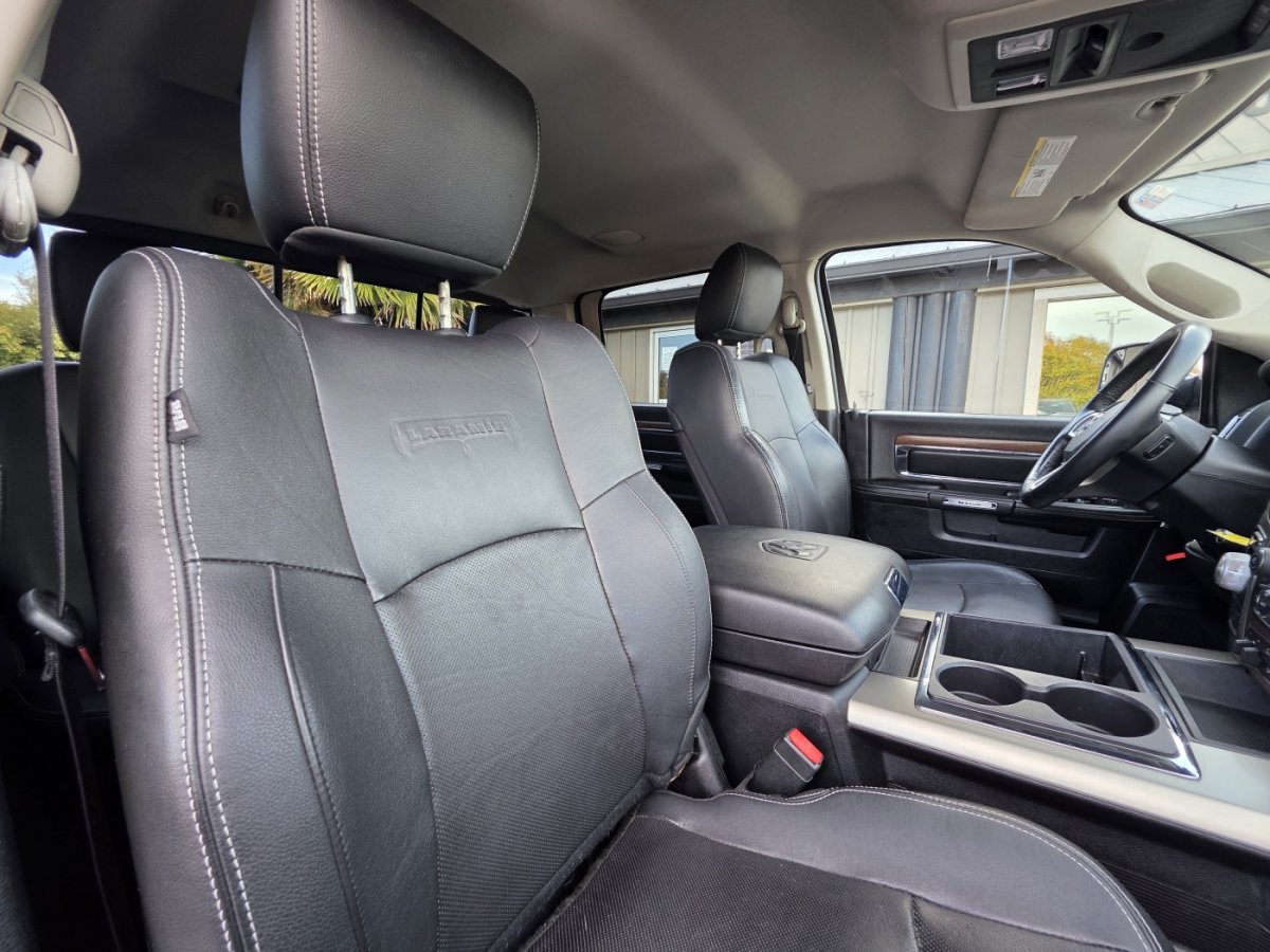 Used 2014 RAM 1500 Laramie AWD/4WD image 13