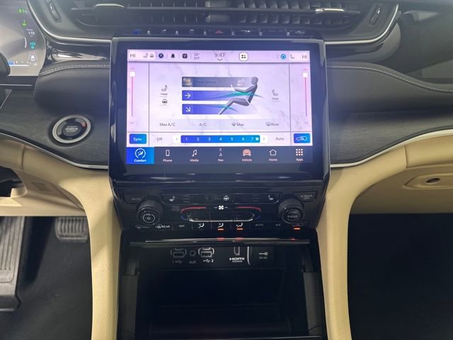 Used 2023 Jeep Grand Cherokee 4WD 4xe image 21