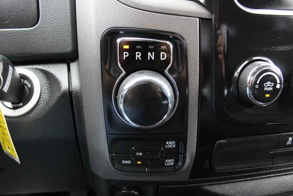 Used 2019 RAM 1500 Express w/ Express Value Package AWD/4WD image 17
