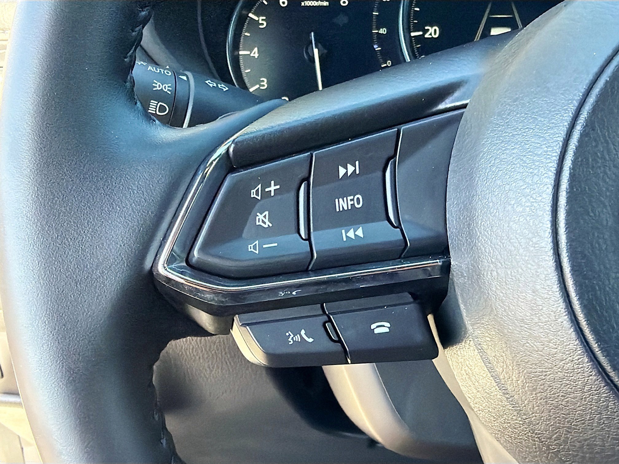 Certified 2025 MAZDA CX-5 Carbon Edition image 36