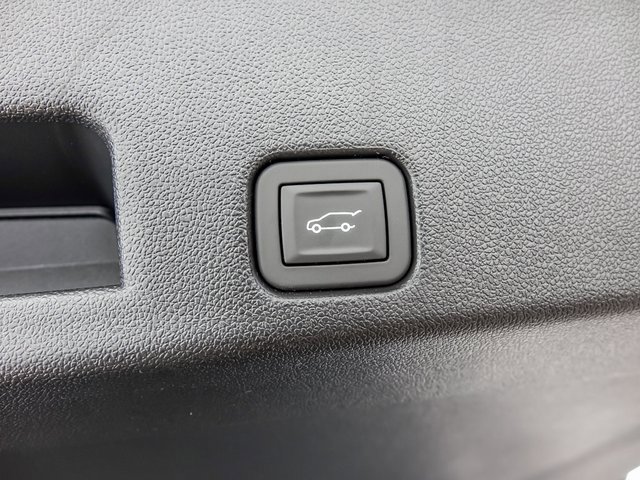 New 2026 Chevrolet Traverse RS w/ LPO, Floor Liner Package image 10