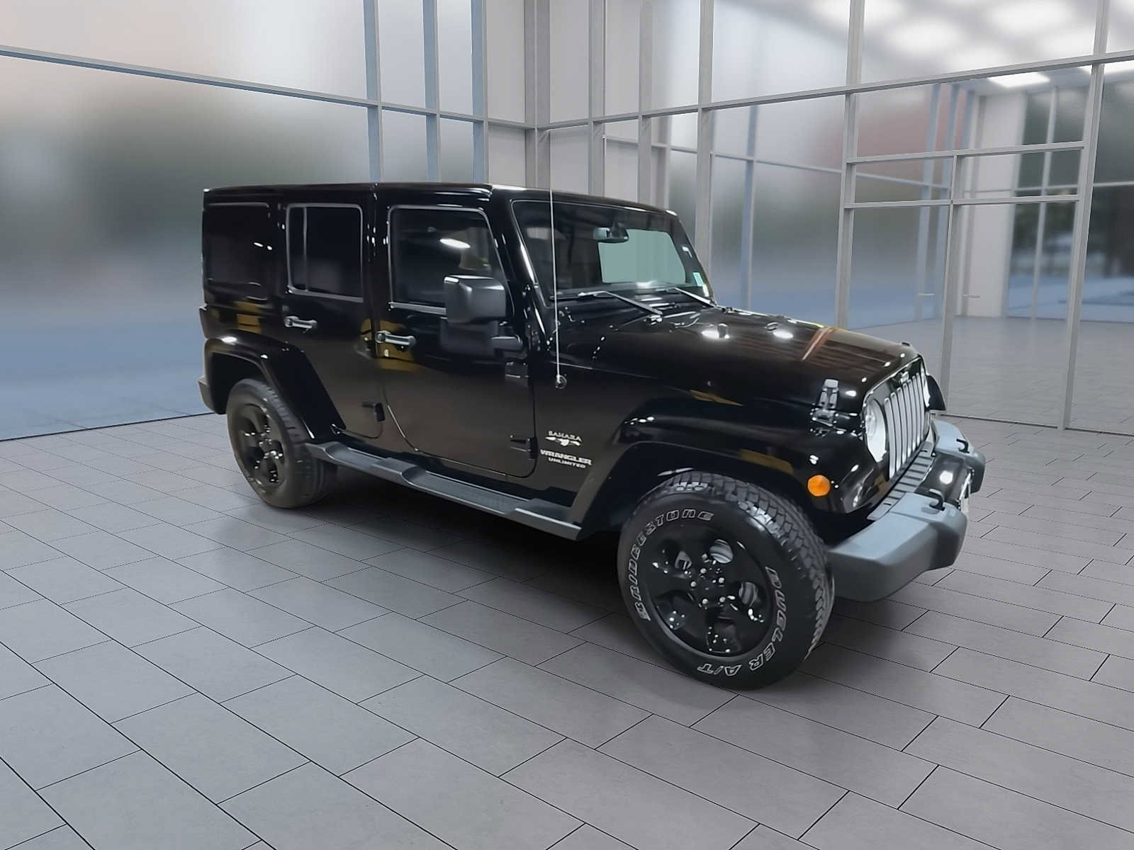Used 2016 Jeep Wrangler Unlimited Sahara w/ Connectivity Group AWD/4WD image 6