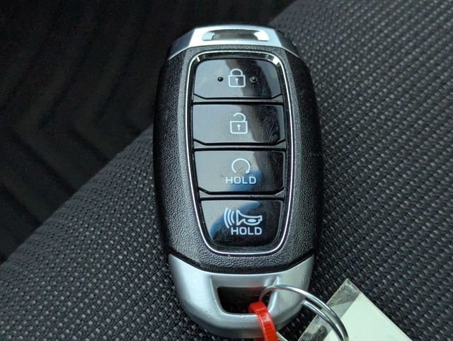 Used 2022 Hyundai Kona SEL FWD image 27