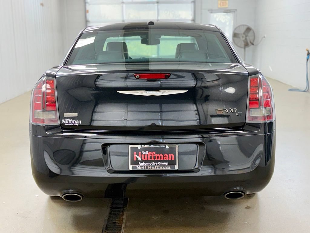 Used 2014 Chrysler 300 C AWD/4WD image 6