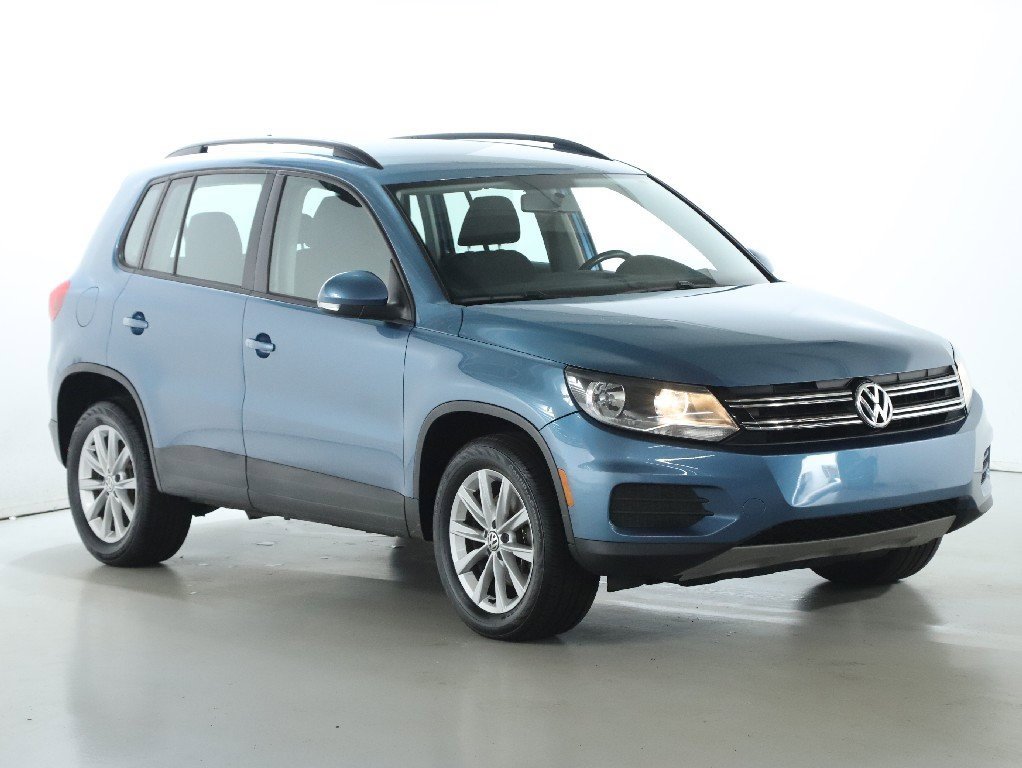 Used 2017 Volkswagen Tiguan Limited w/ Premium Package image 13